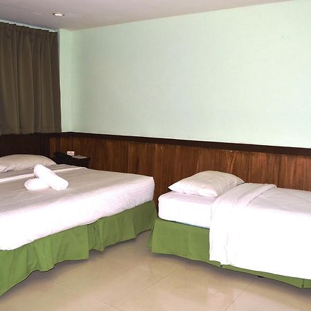 Alu Hotel Davao City Exterior foto