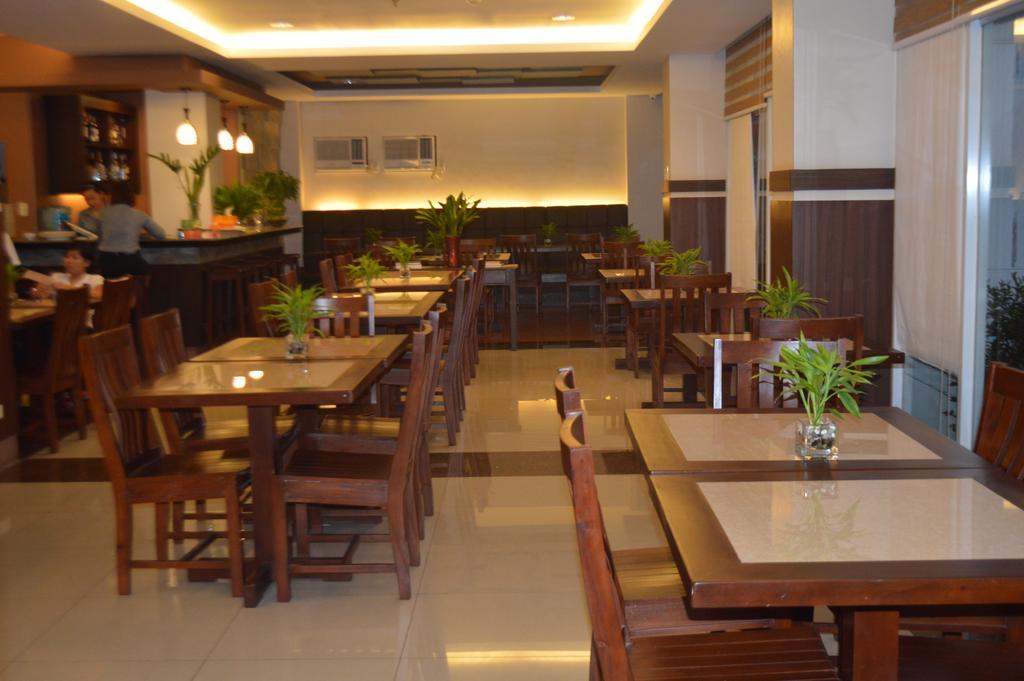 Alu Hotel Davao City Exterior foto