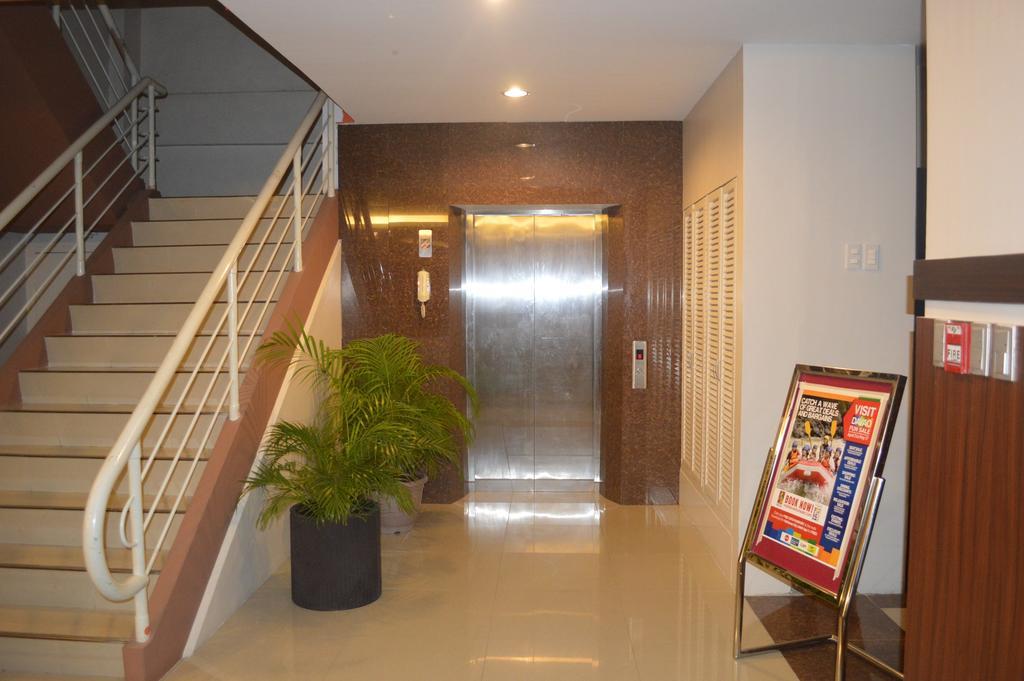 Alu Hotel Davao City Exterior foto